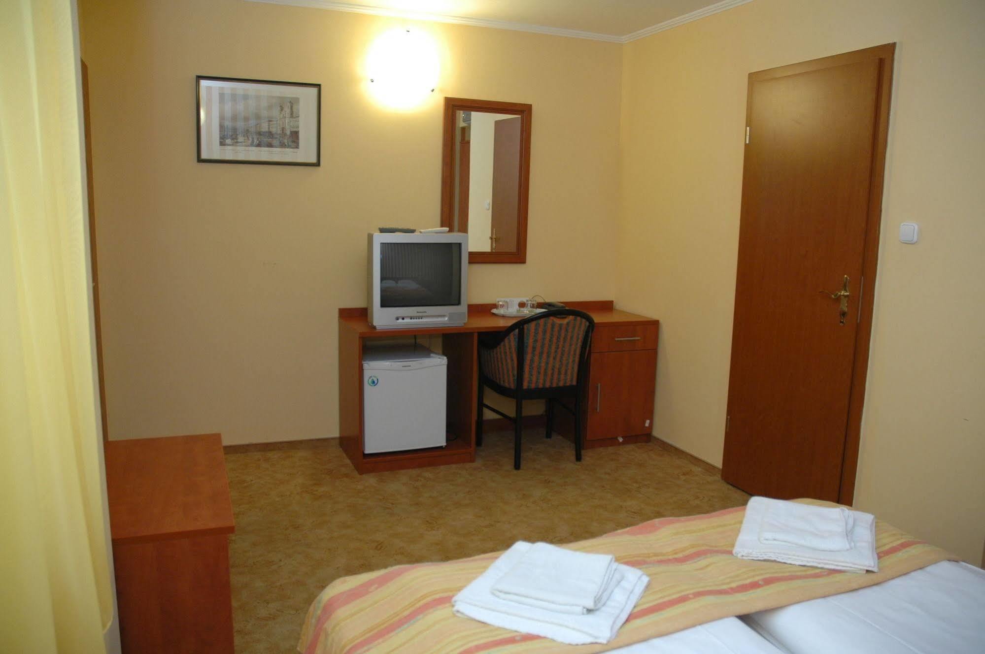 Atlantic Отель 3*